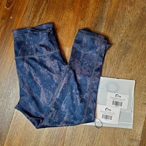 Zyia Charcoal Mood Hi Rise Light N Tight 20" Capri Leggings